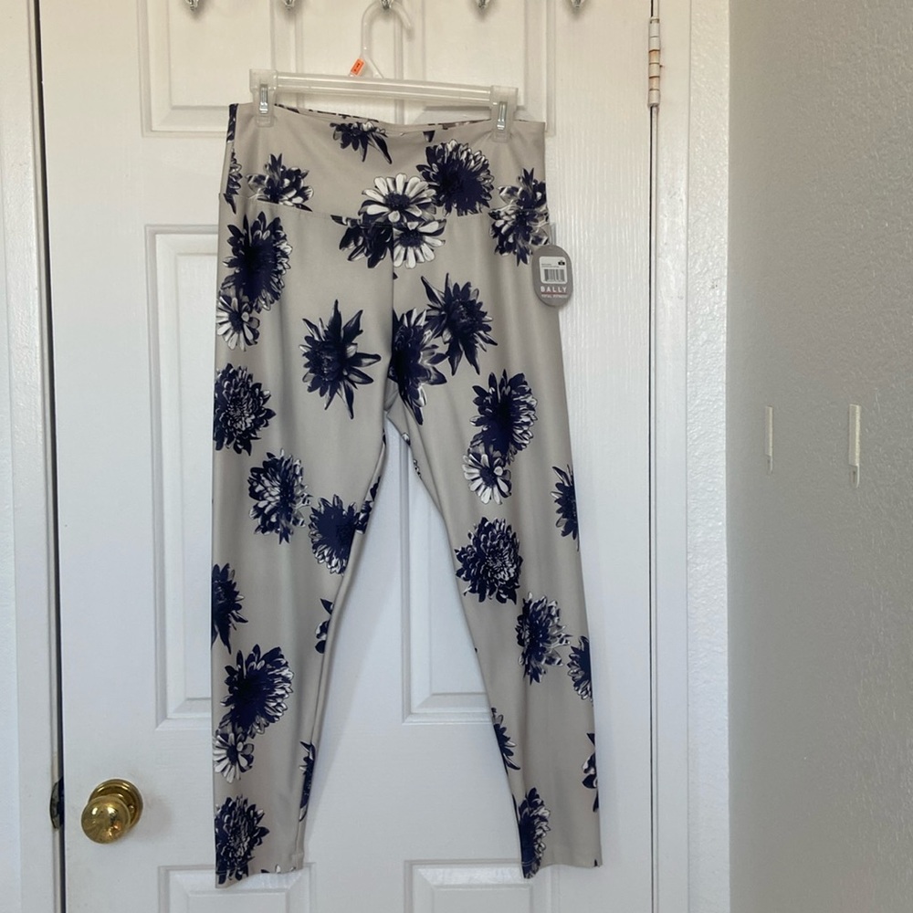 Bally Active Ankle Leggings
